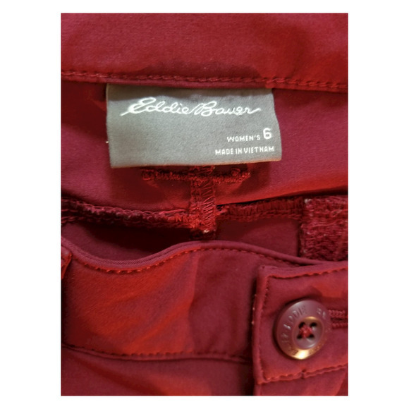 Eddie Bauer Women's Burgandy Capri Pants Size 6 (30), Inseam 21 in, Length 30 in - Picture 4 of 10